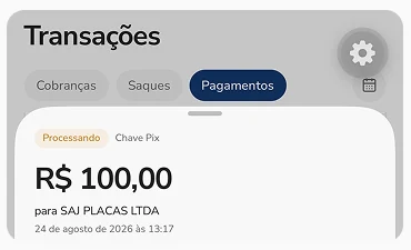 Tela de transações do app com um pagamento Pix de R$ 100,00 em processamento